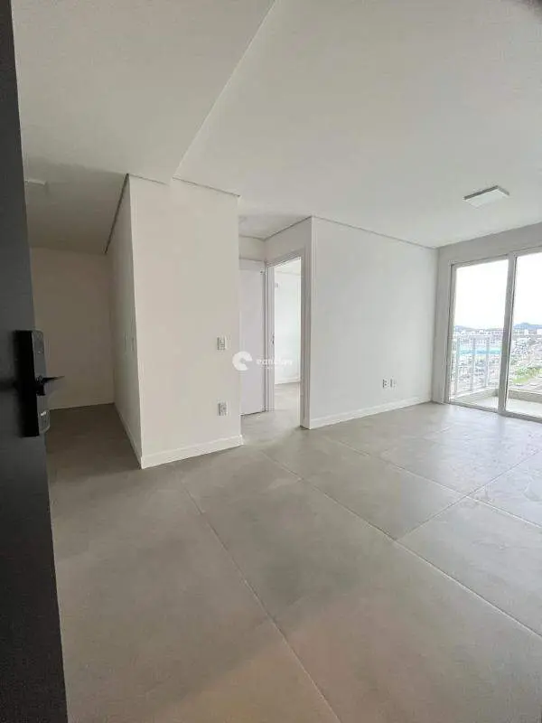 Apartamento para aluguel no Camobi: 