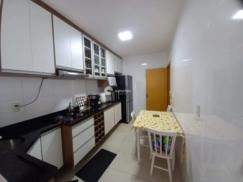 Apartamento à venda no Camobi: 