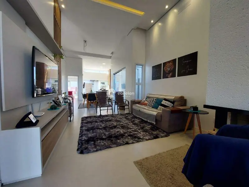 Casa à venda no Pinheiro Machado: 