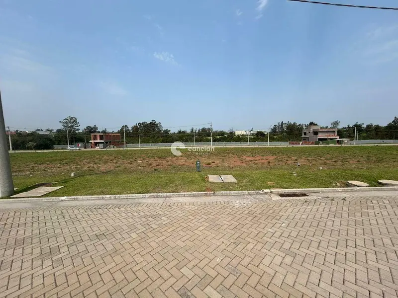 Terreno em condomínio à venda no Camobi: