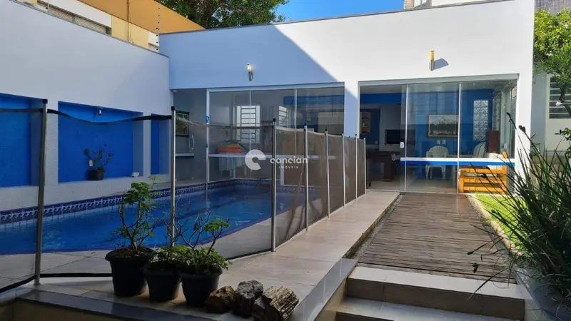 Casa à venda no Nonoai: 