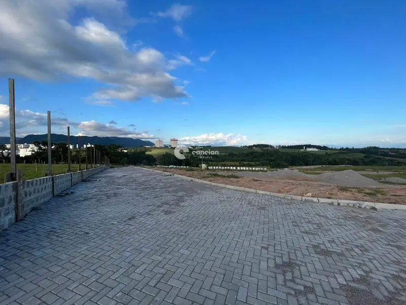 Terreno em condomínio à venda no Recanto Maestro: 