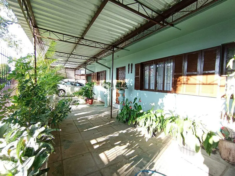 Casa à venda no Camobi: 