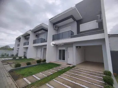 Casa de Condomínio à venda no Pinheiro Machado: 