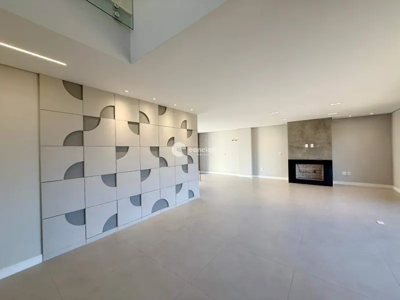 Casa de Condomínio à venda no Camobi: 