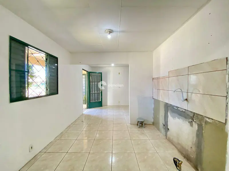 Casa para aluguel no Tancredo Neves: 