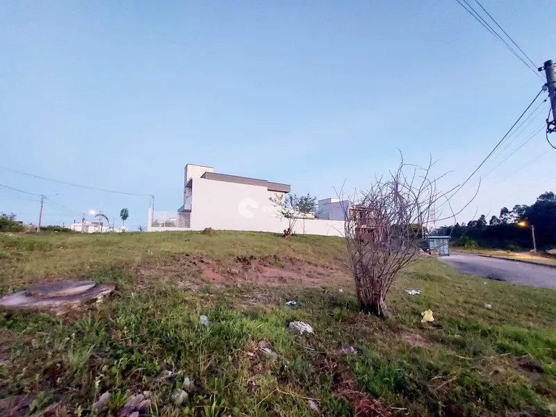Terreno à venda no São José: