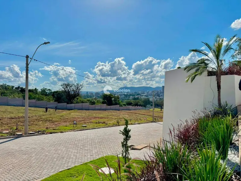 Terreno em condomínio à venda no Cerrito: 