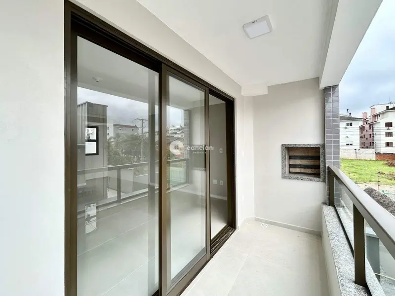 Apartamento à venda no Camobi: