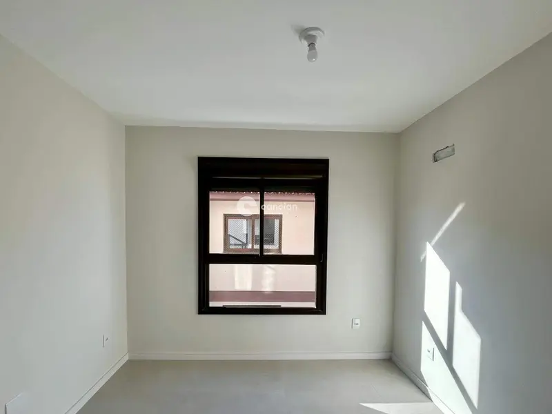 Apartamento à venda no Camobi: 