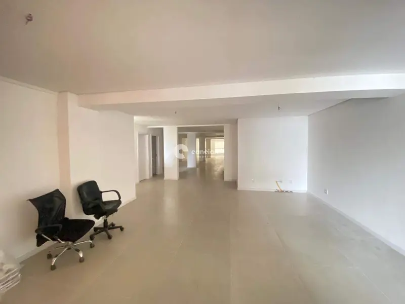 Sala Comercial à venda no Centro: 