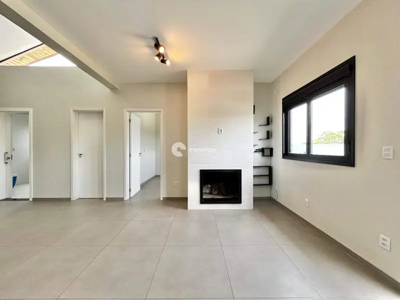 Casa à venda no Camobi: 