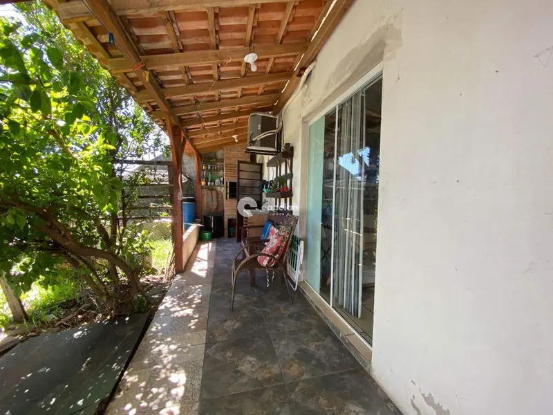Casa à venda no Tancredo Neves: 