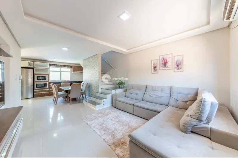 Casa de Condomínio à venda no Pinheiro Machado: 