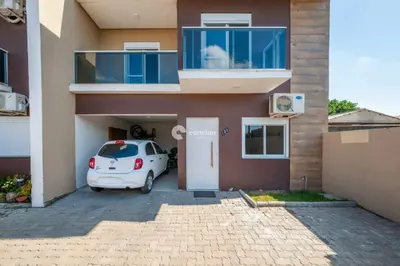 Casa de Condomínio à venda no Pinheiro Machado: 