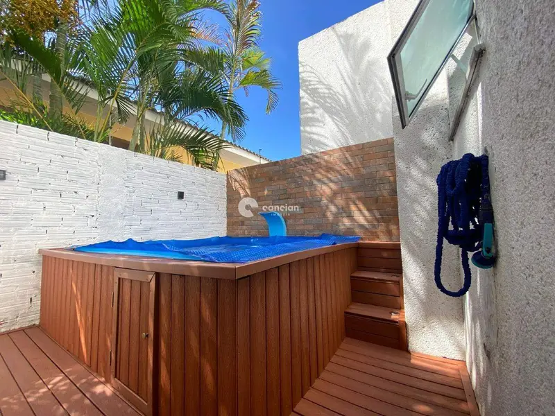 Casa de Condomínio à venda no Tomazetti: 