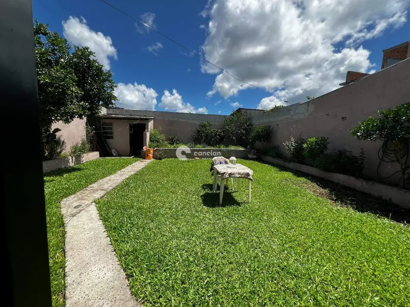Casa à venda no Juscelino Kubitschek: 