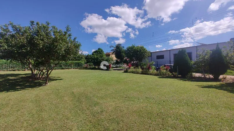 Terreno à venda no Camobi: 
