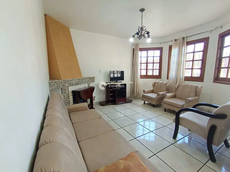 Casa à venda no Camobi: 