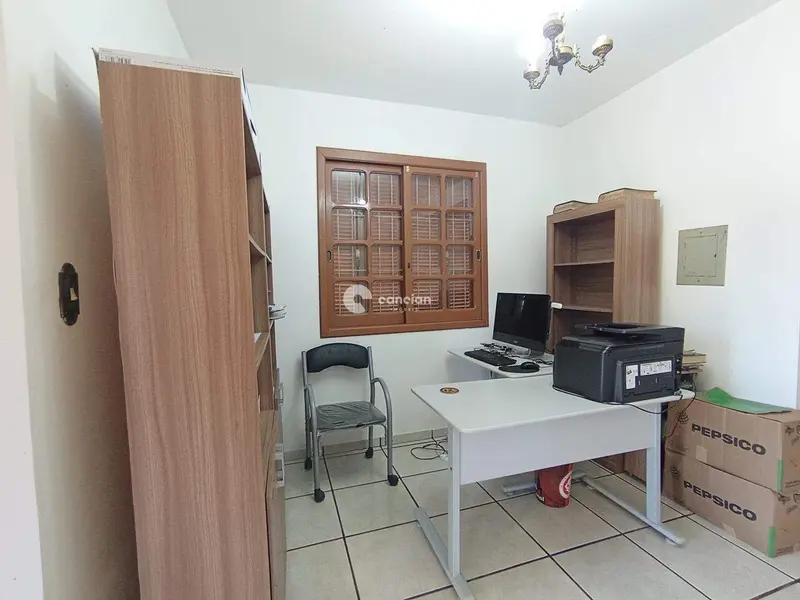 Casa à venda no Camobi: 