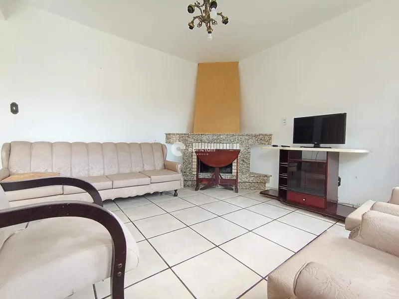 Casa à venda no Camobi: 