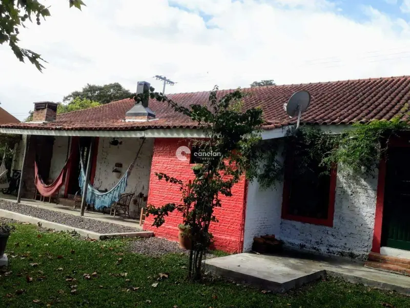 Casa à venda no Centro: 