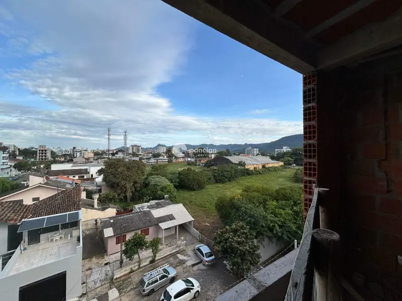 Apartamento à venda no Camobi: 