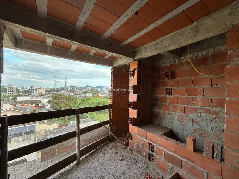 Apartamento à venda no Camobi: 