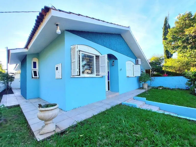 Casa à venda no Camobi: 
