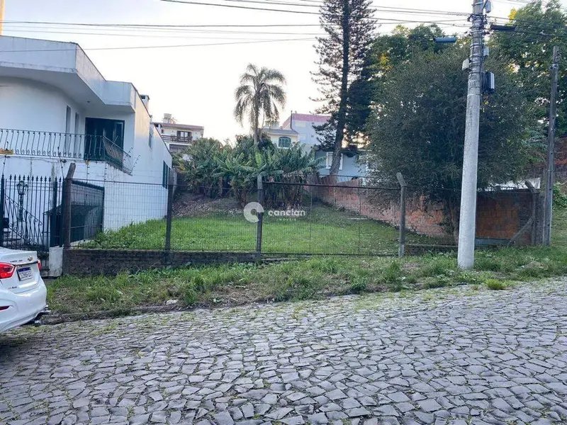 Terreno à venda no Nossa Senhora das Dores: 