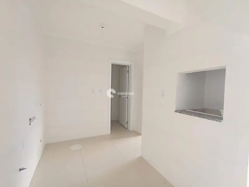 Apartamento à venda no Camobi: 