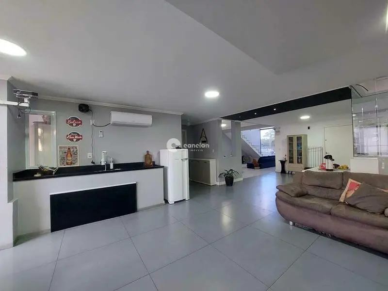 Casa à venda no Juscelino Kubitschek: 