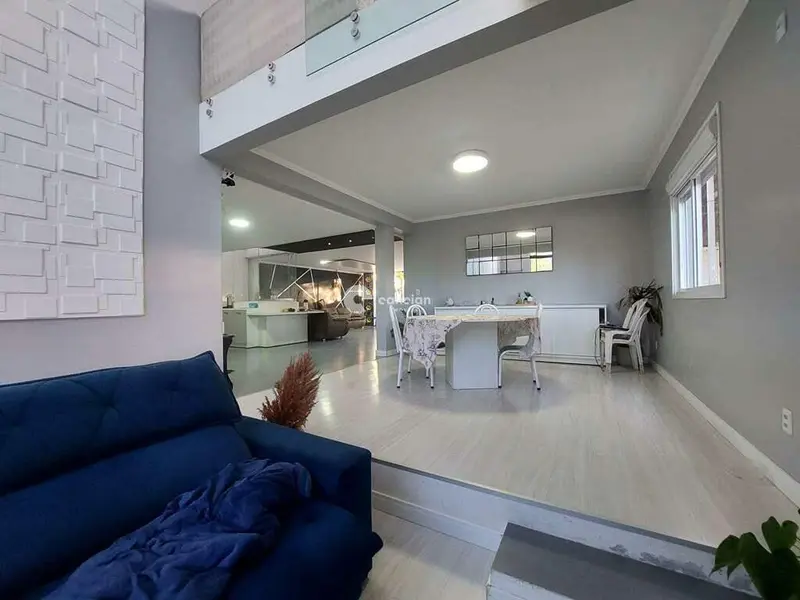 Casa à venda no Juscelino Kubitschek: 