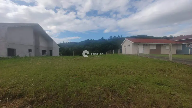 Terreno à venda no Centro: 