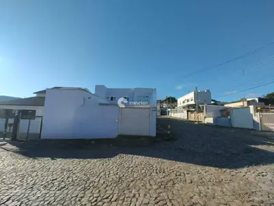 Casa à venda no Itararé: 