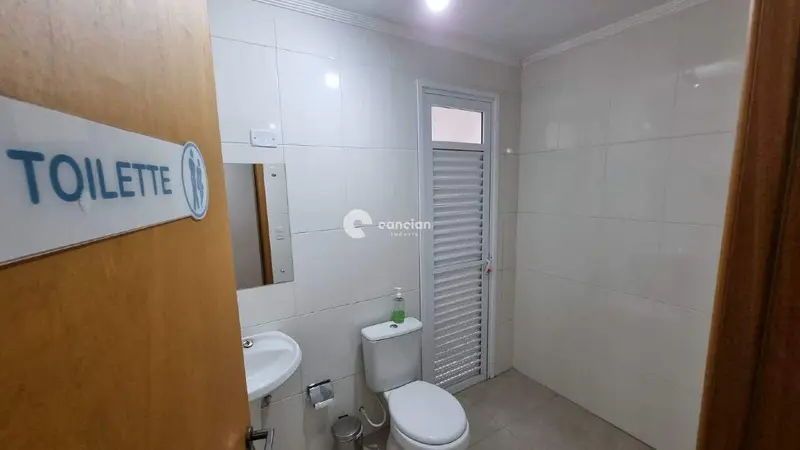 Sala Comercial para aluguel no Centro: 
