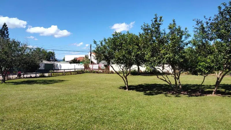 Terreno à venda no Camobi: 