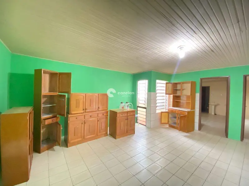 Casa à venda no Tancredo Neves: 