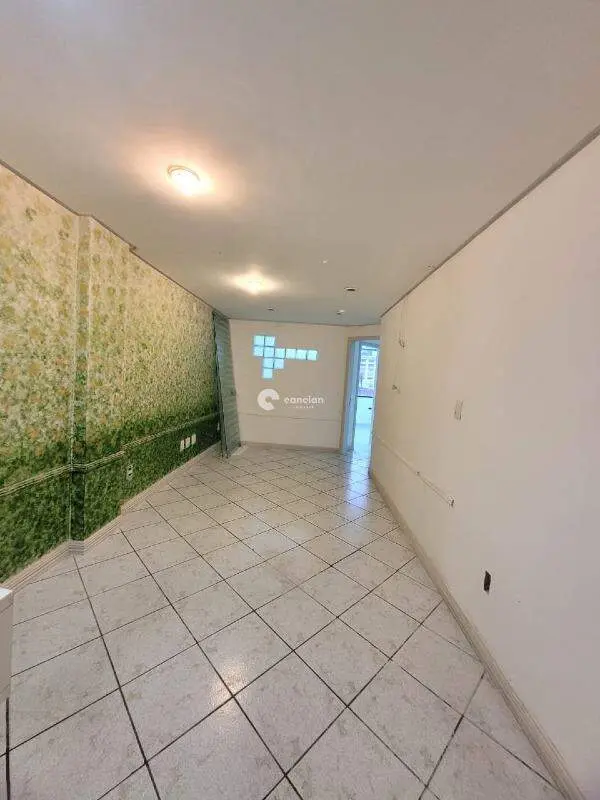Sala Comercial à venda no Centro: