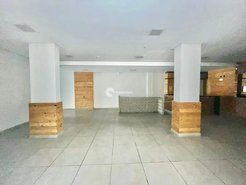 Loja para aluguel no Centro: 