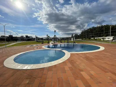 Terreno em condomínio à venda no Camobi: 