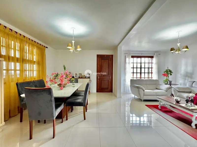 Casa à venda no São José: 