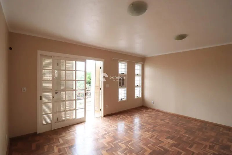 Apartamento à venda no Pinheiro Machado: 