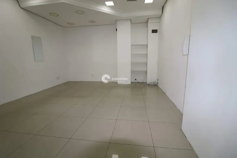 Sala Comercial para aluguel no Centro: 