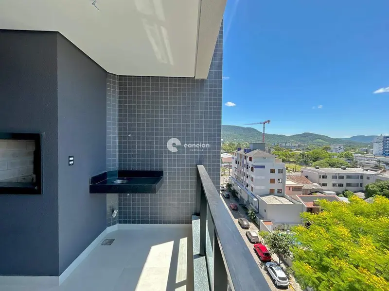 Apartamento à venda no Camobi: 