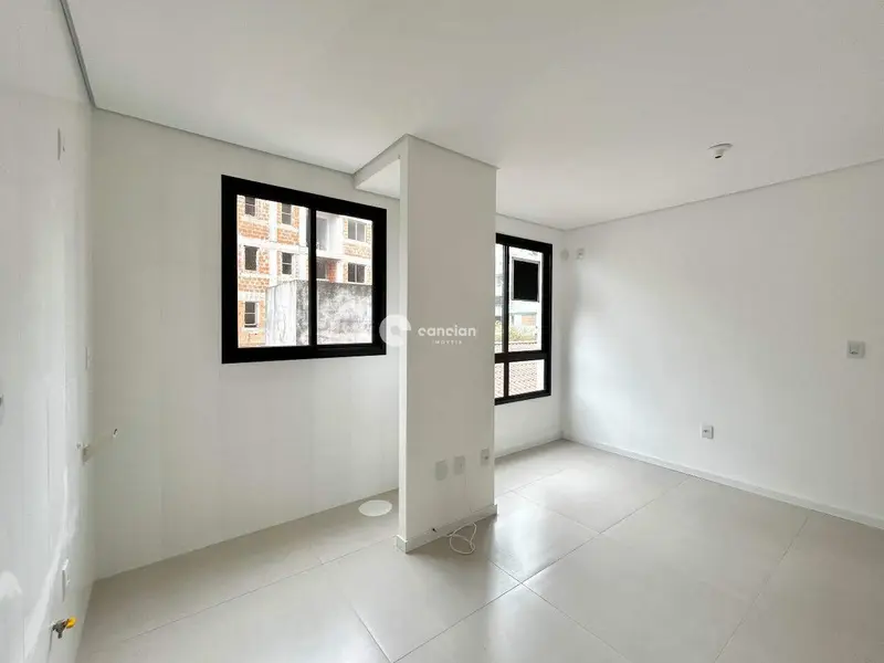 Apartamento à venda no Camobi: 