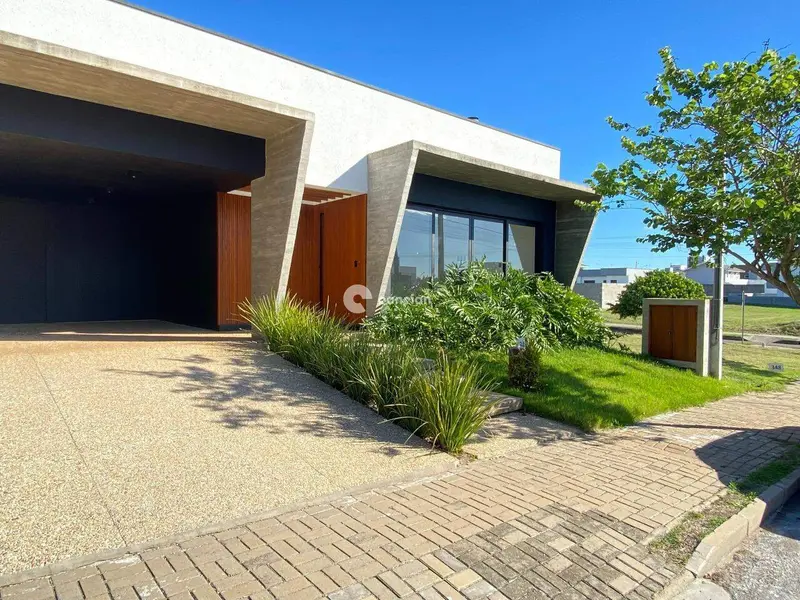 Casa de Condomínio à venda no Camobi: