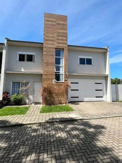 Casa de Condomínio à venda no Camobi: 