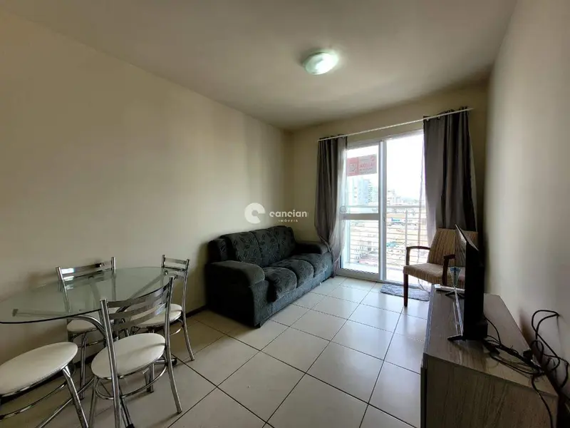 Apartamento para aluguel no Centro: 