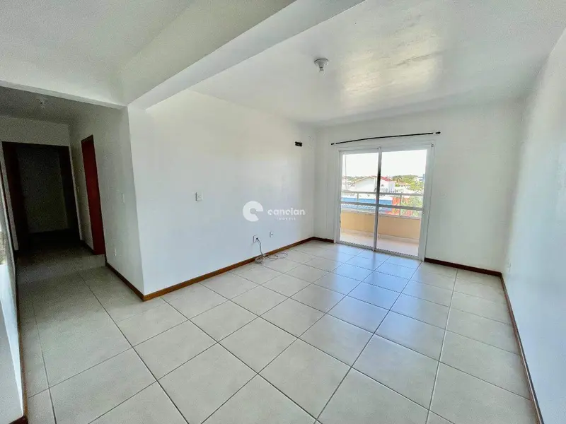 Apartamento à venda no Camobi: 